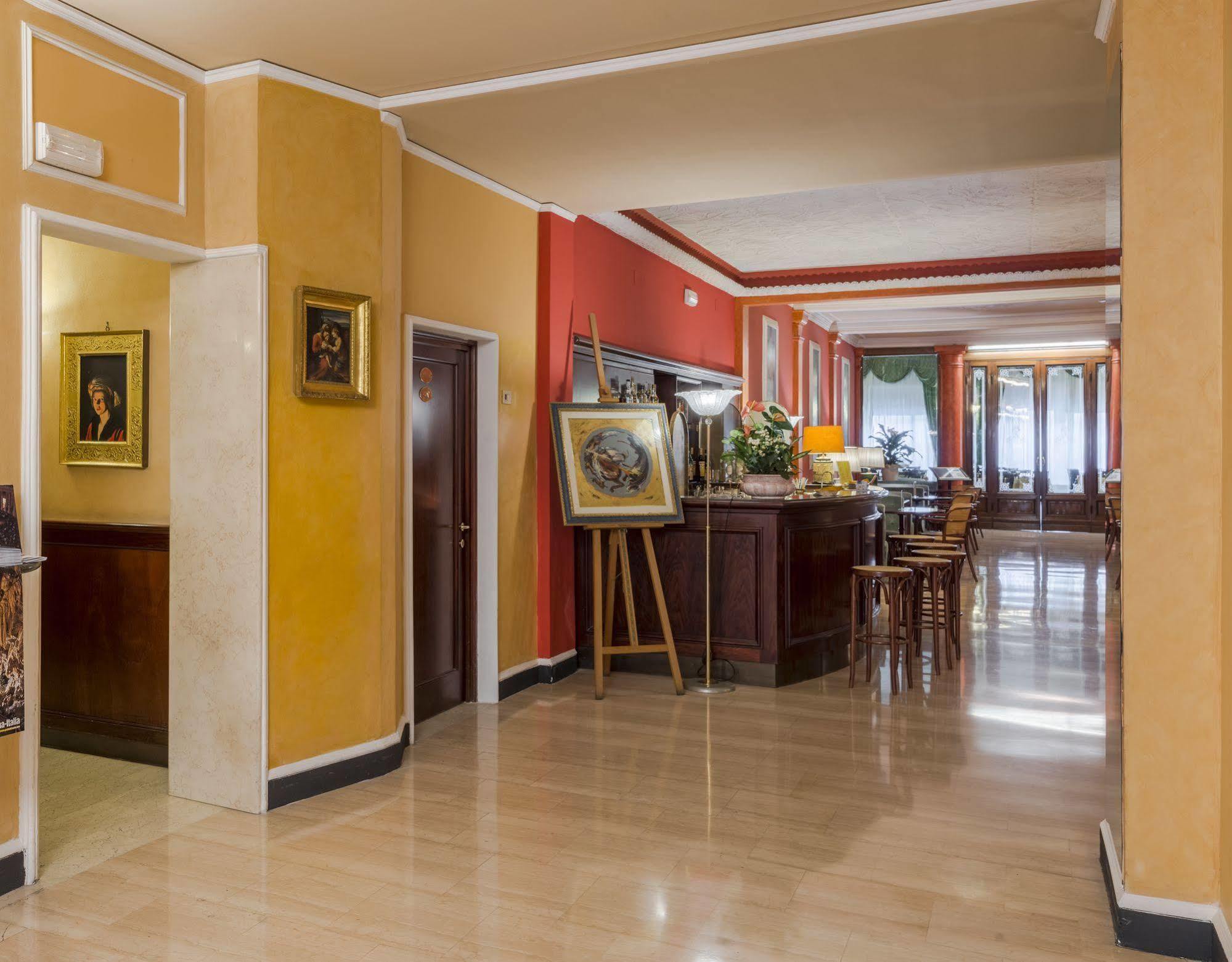 Hotel Minerva Palace Montecatini Terme Exterior photo