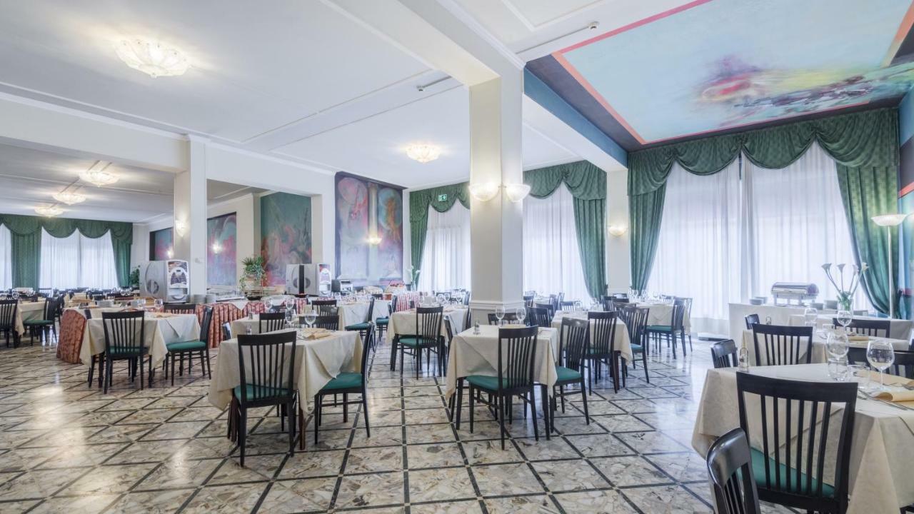 Hotel Minerva Palace Montecatini Terme Exterior photo